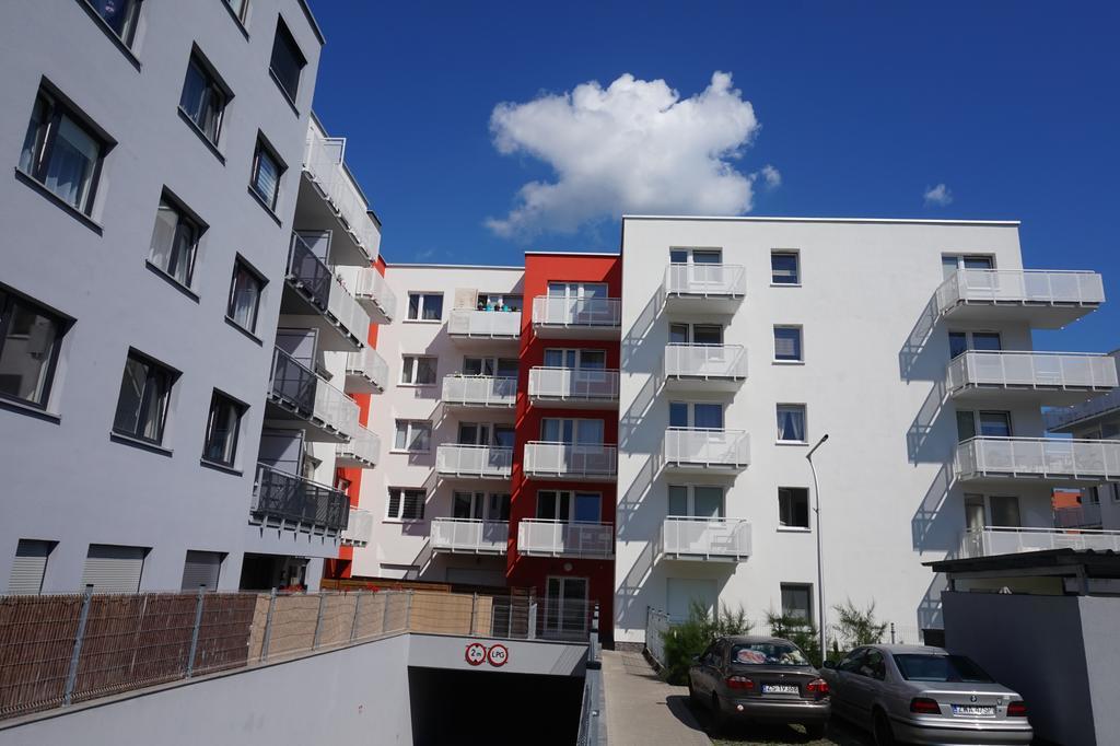 Jtb Nautica Aparthotel Щецин Экстерьер фото